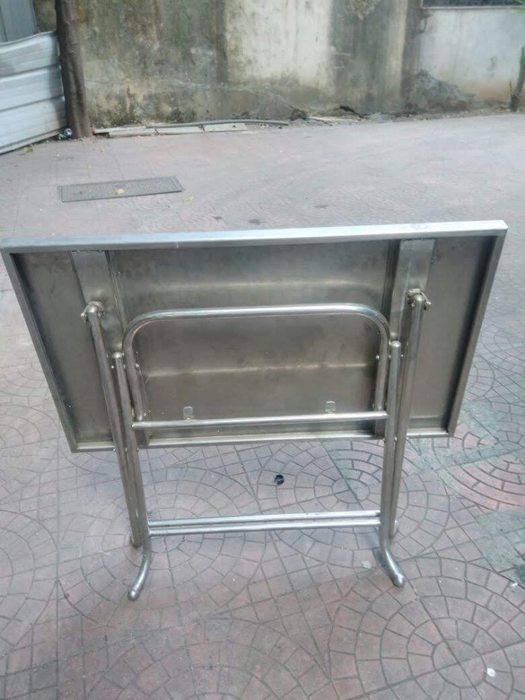 Folding Table